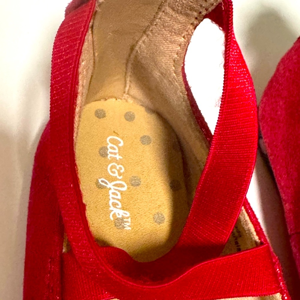 Cat & Jack Red Dress Shoes with Elastic Straps - Picture 4 of 7